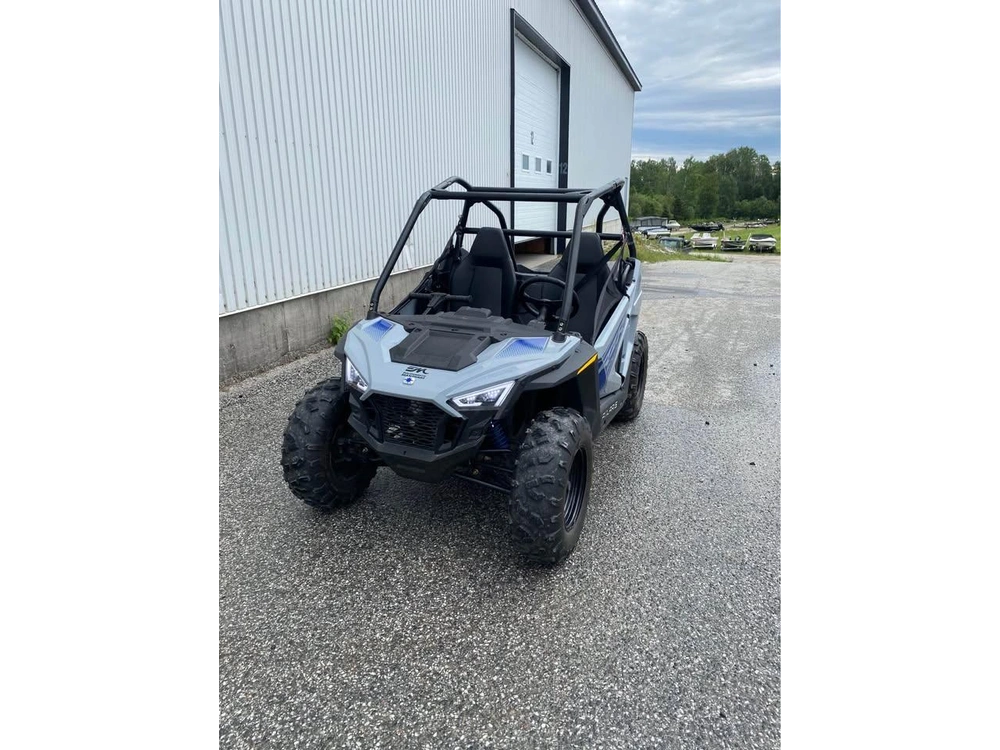 2025 Polaris Rzr 200 alt