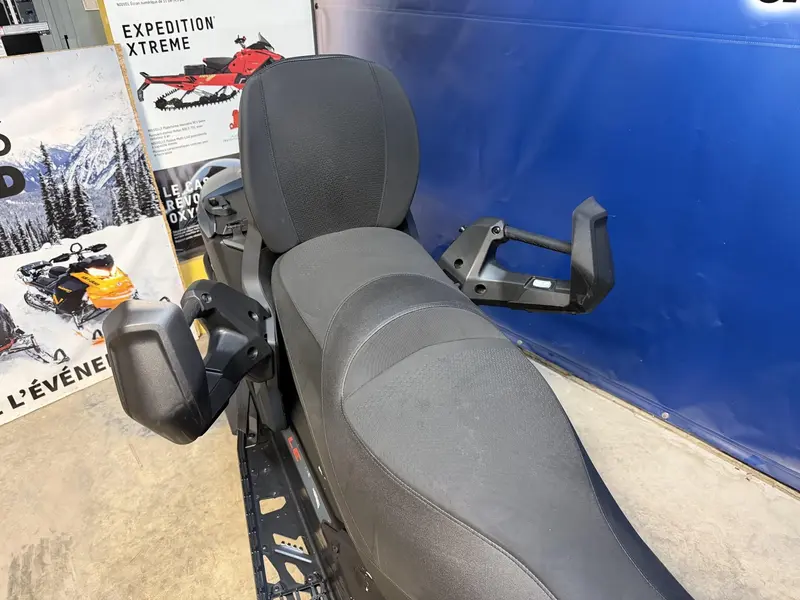 Ski-Doo GRAND TOURING LE PLATINUM 900 ACE 2026