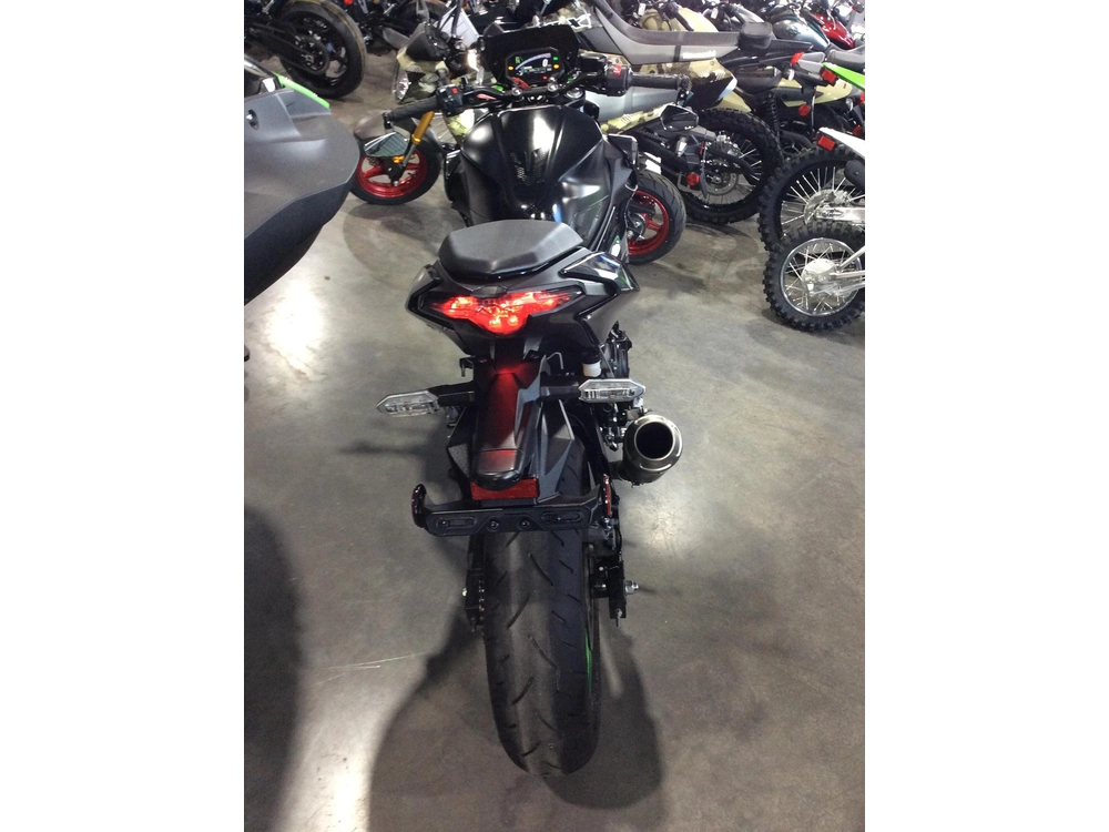 2024 Kawasaki Z500 Se Abs alt