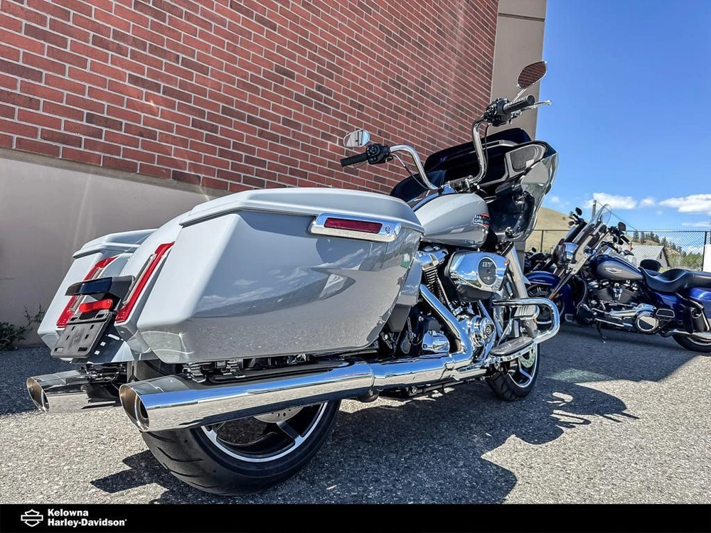 2026 Harley-davidson Fltrx - Road Glide® alt