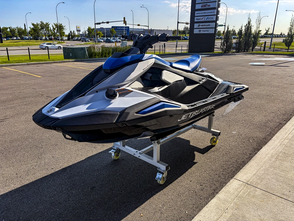 2026 Yamaha Jetblaster 2-up alt