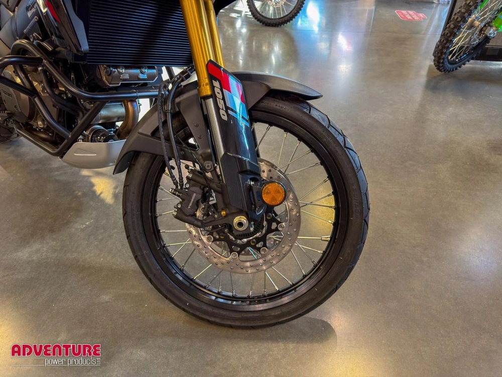 2026 Suzuki V-strom 800de alt
