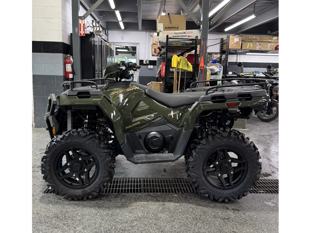 2026 Polaris 570 Premium 40e alt