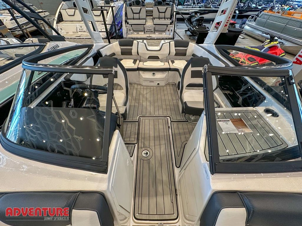 2026 Yamaha 195s alt