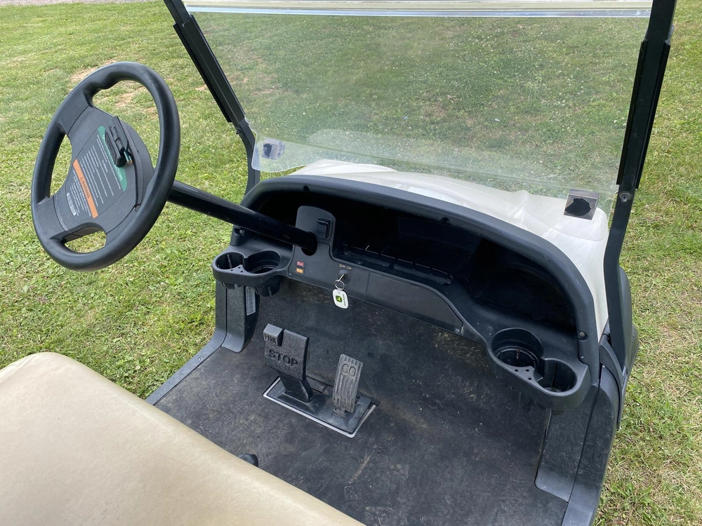 Club Car Tempo 2022 alt