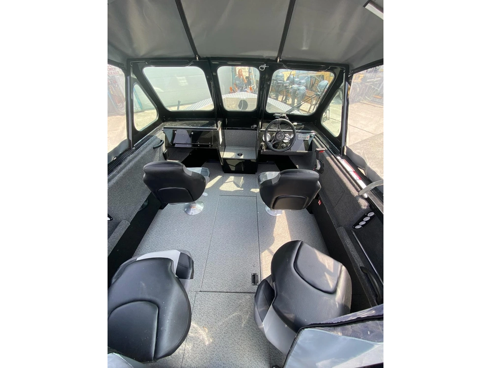 2025 Crestliner 2050 Commander Elite alt