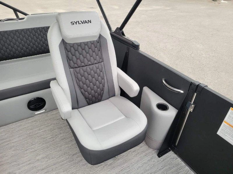 Sylvan X1 Ulz Platinum / Yamaha F150 2026 alt