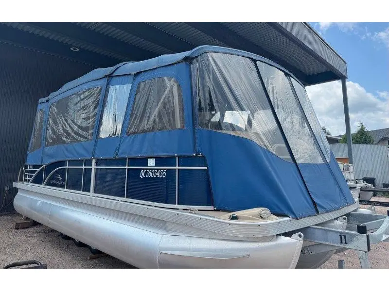 2012 Bennington Marine 2275 Gw alt