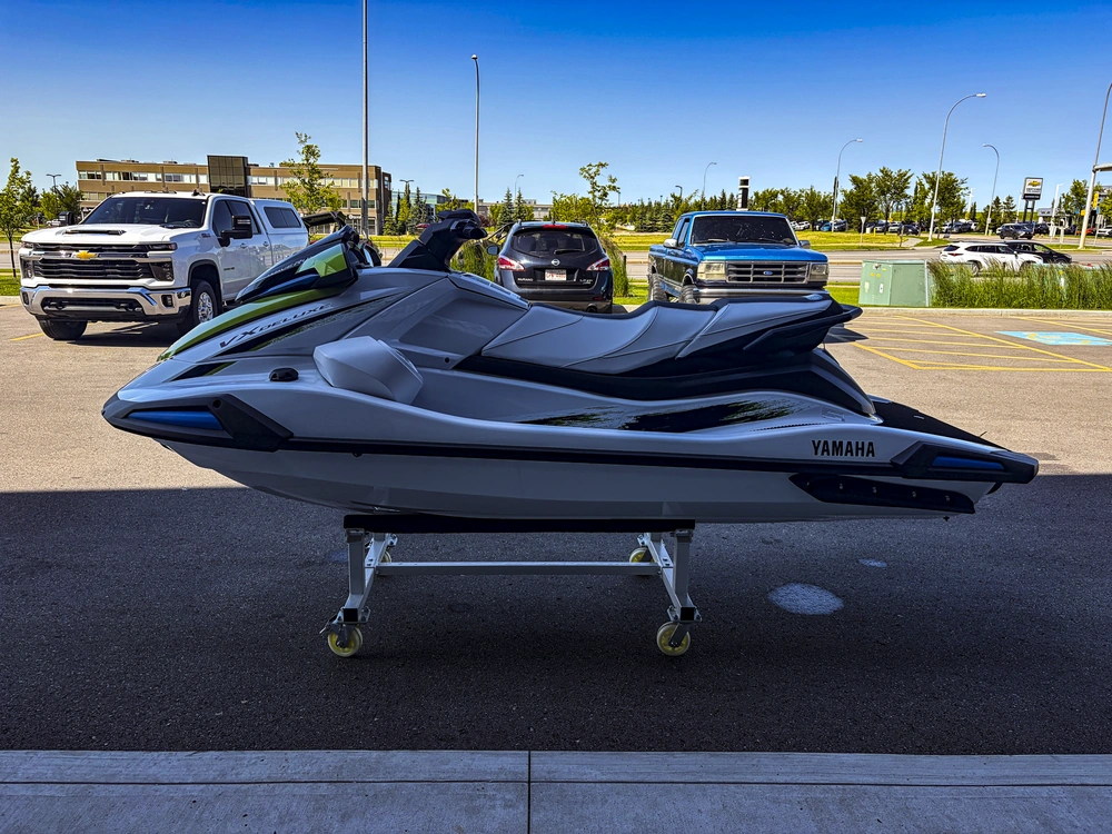 2026 Yamaha Vx Deluxe (w/ Audio) alt