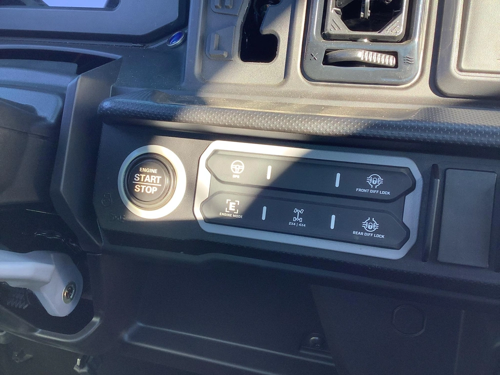 2026 Can-am Defender Hd11 Xt Cab alt