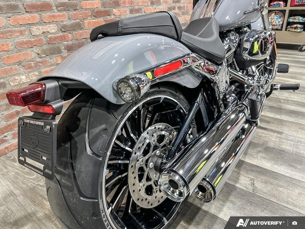 2026 Harley-davidson Breakout alt