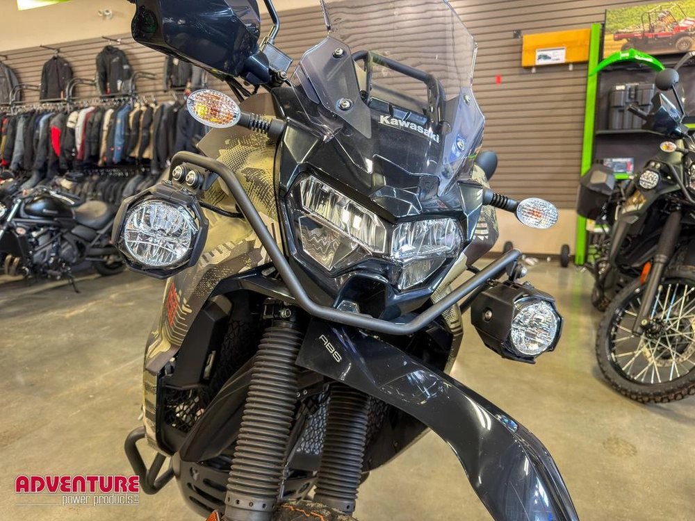 2026 Kawasaki Klr650 Adventure Cypher Camo Beige alt