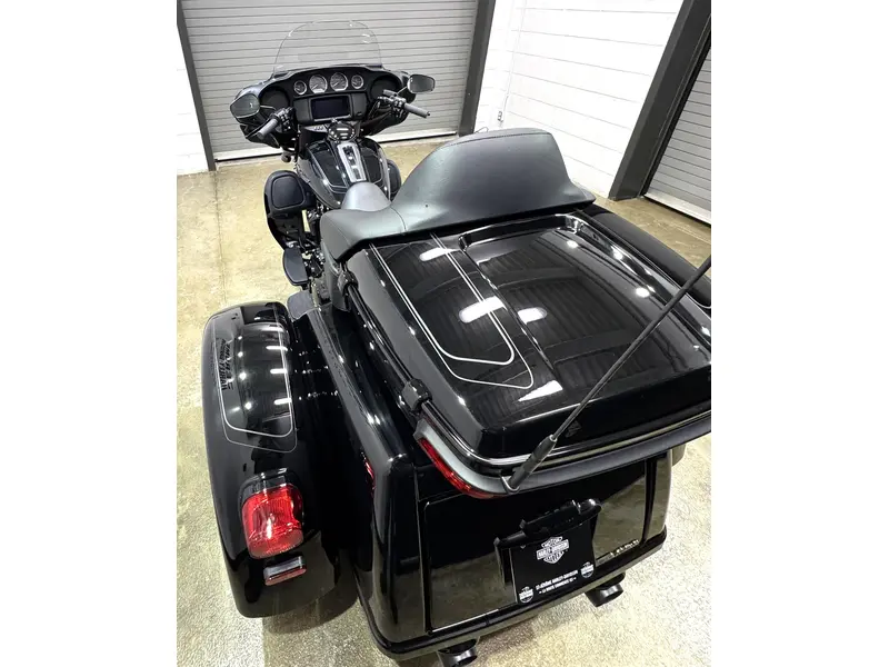 Harley-Davidson TRI GLIDE FLHTCUTG 2025