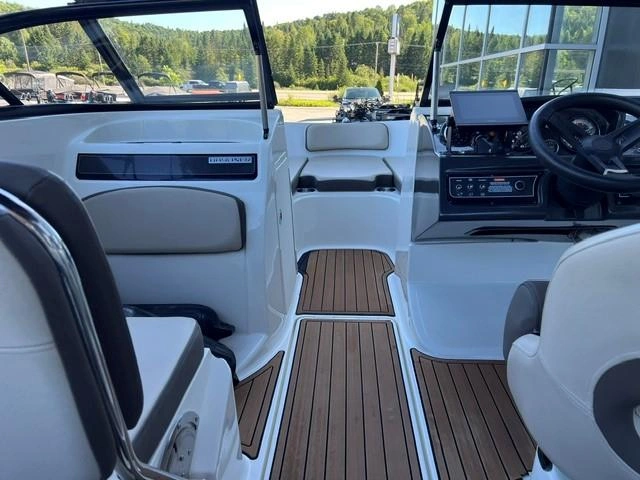 2017 Bayliner Bayliner Vr5 alt