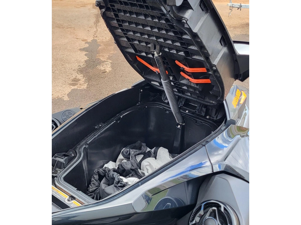 2023 Sea-doo Gtx 170 alt