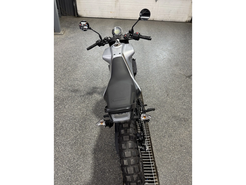 Husqvarna Vitpilen 401 2020 alt