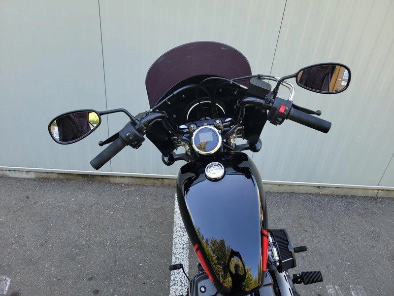 2025 Yamaha Bolt R-spec alt