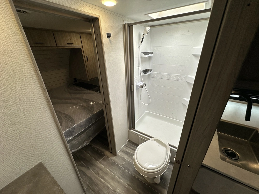 2022 Keystone Rv Passport 252rd alt