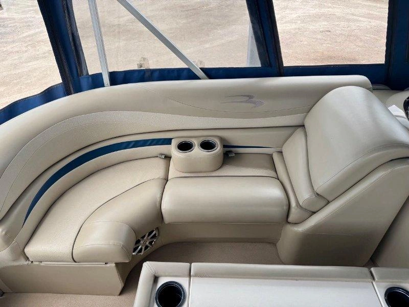 2012 Bennington Marine 2275 Gw alt