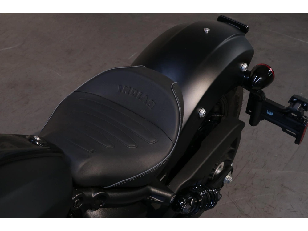 2025 Indian Motorcycle Scout Bobber Limited +tech alt