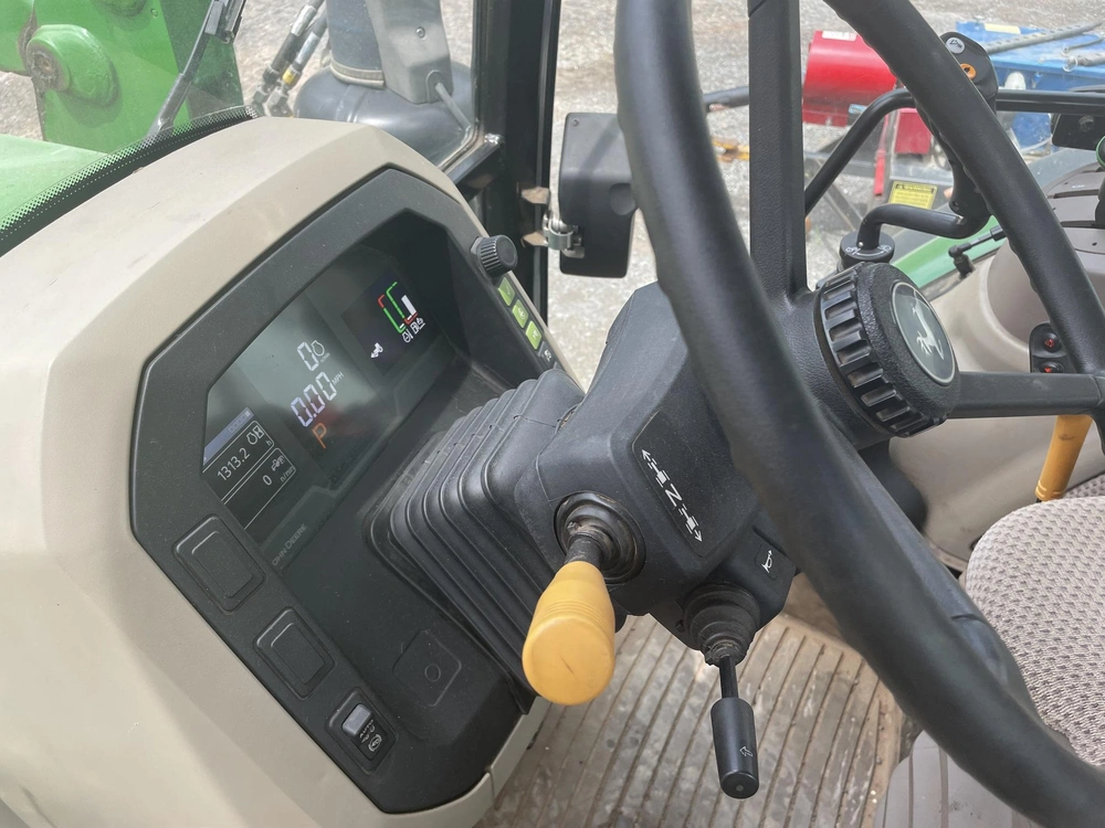 John Deere 5100m 2022 alt
