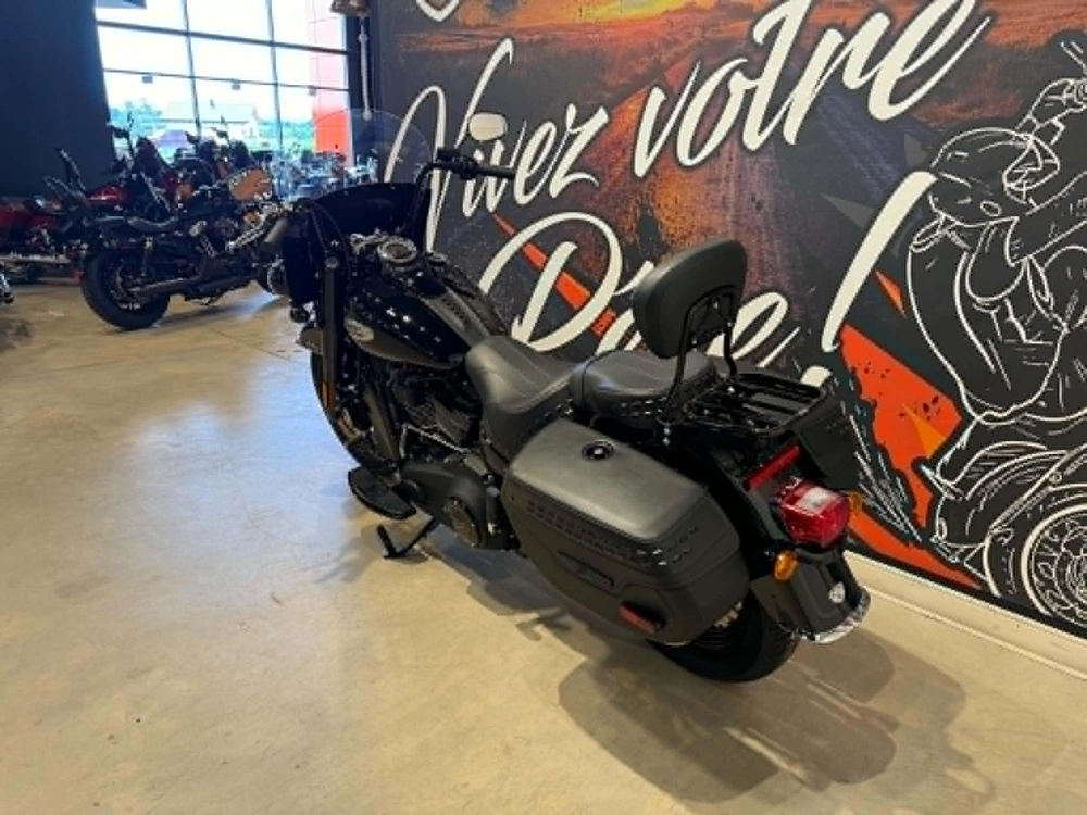 Harley-davidson Heritage Softail 2024 alt