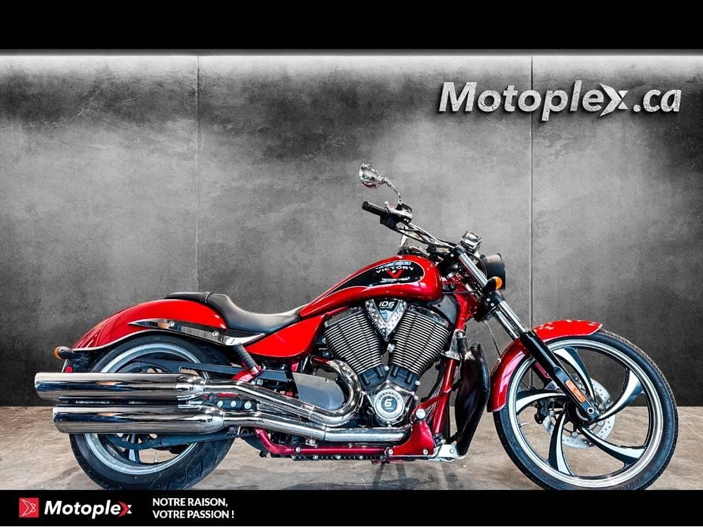 Victory Motorcycles Jackpot 2014 alt