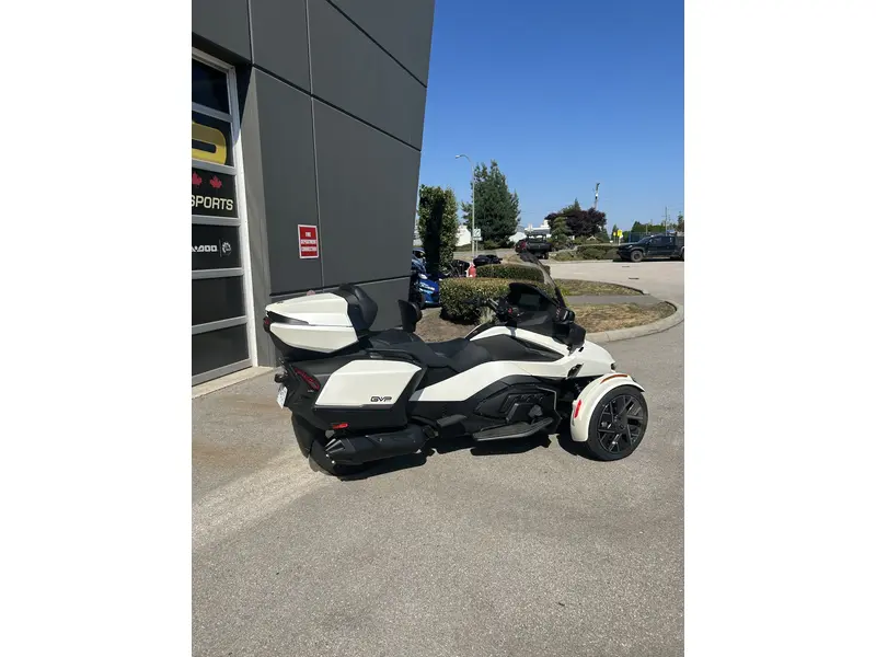 Can-Am RT SEA-TO-SKY (SE6) 2026