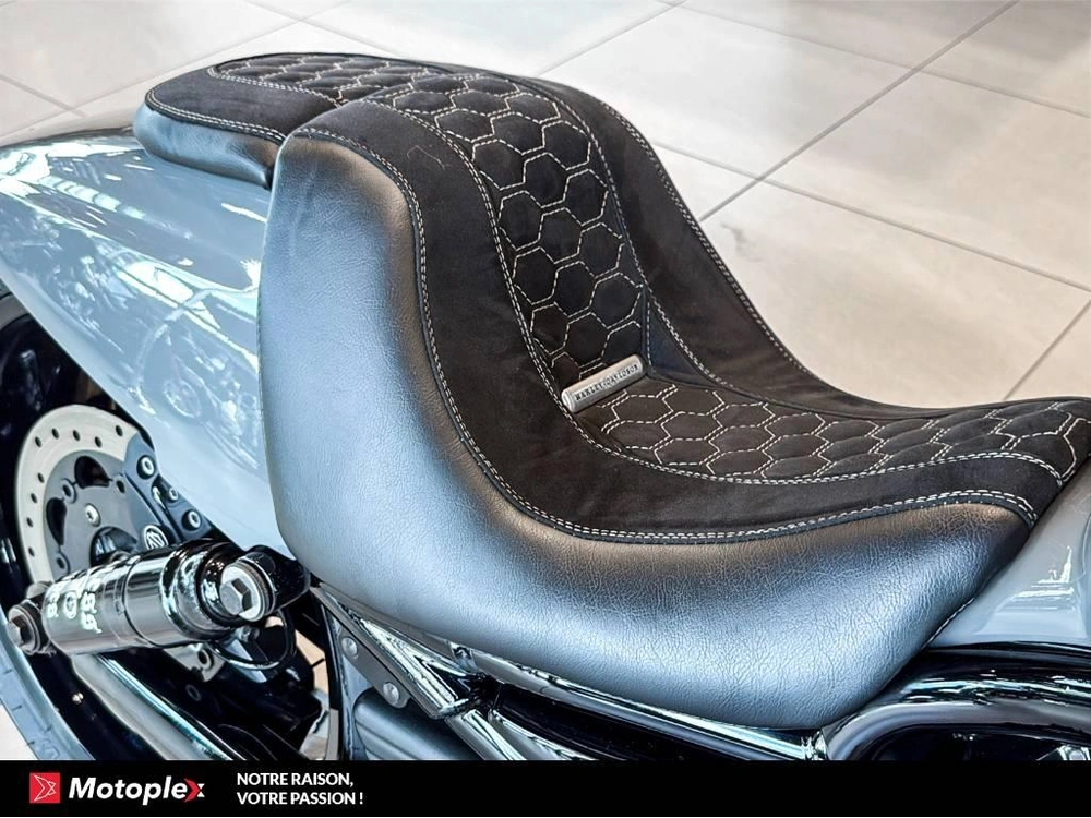 Harley-davidson Vrod Vrscf 2013 alt