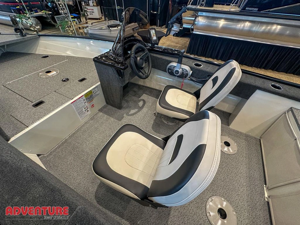 2026 Legend Boats R15 alt