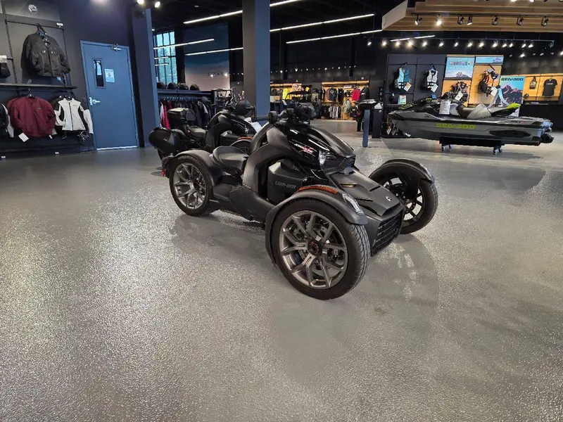 Can-Am RYKER 900 ACE 2023