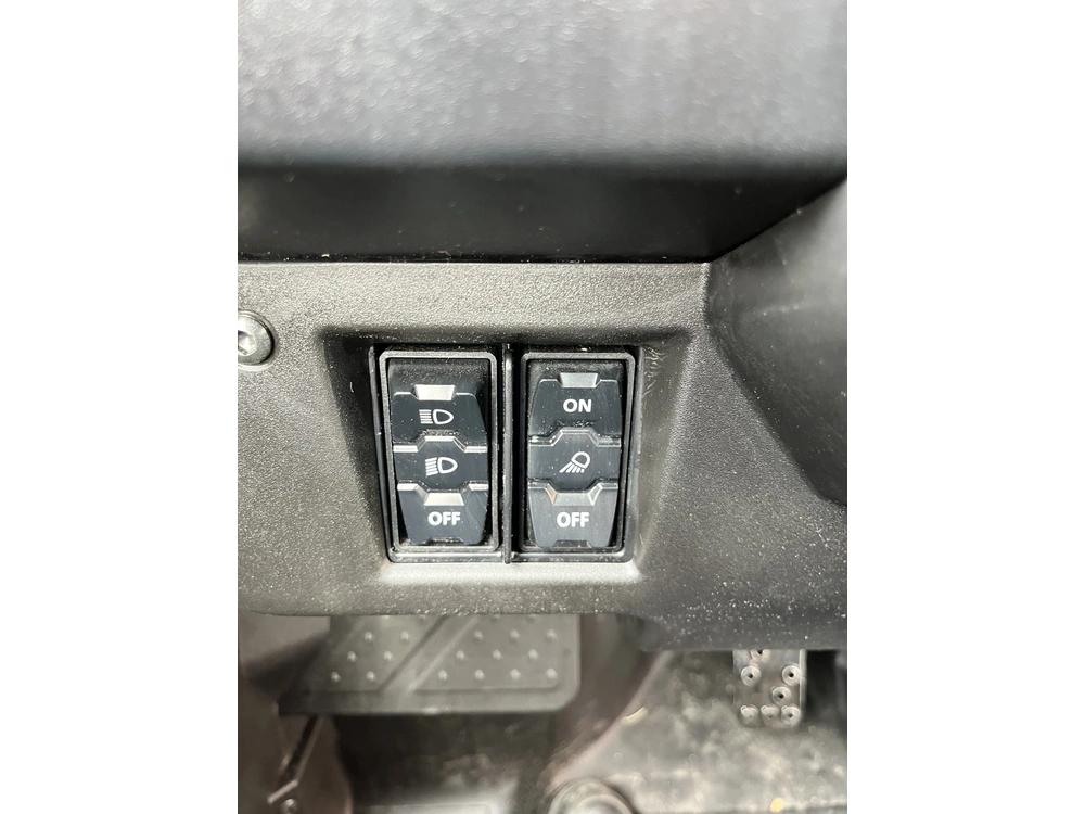 Honda Pioneer Pioneer 1000-5dlx 2026 alt
