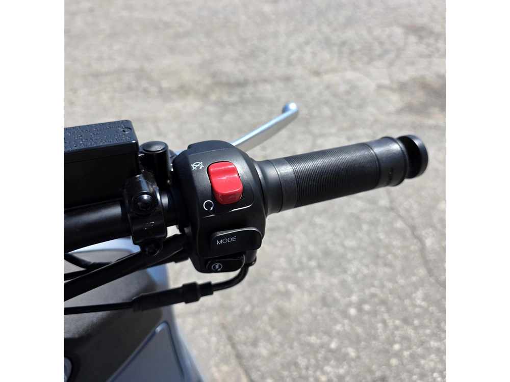 2026 Vespa Gtv Officina 8 310 alt