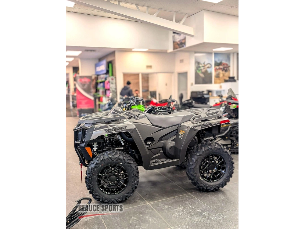 2026 Arctic Cat Alterra 600 Limited 49 Tung | ⚡ Alterra 600 – Stabilité & Confort Supérieur ⚡ | alt