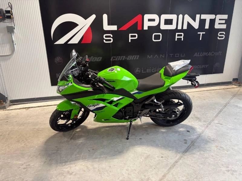 Kawasaki Ninja 300 Abs 2026 alt