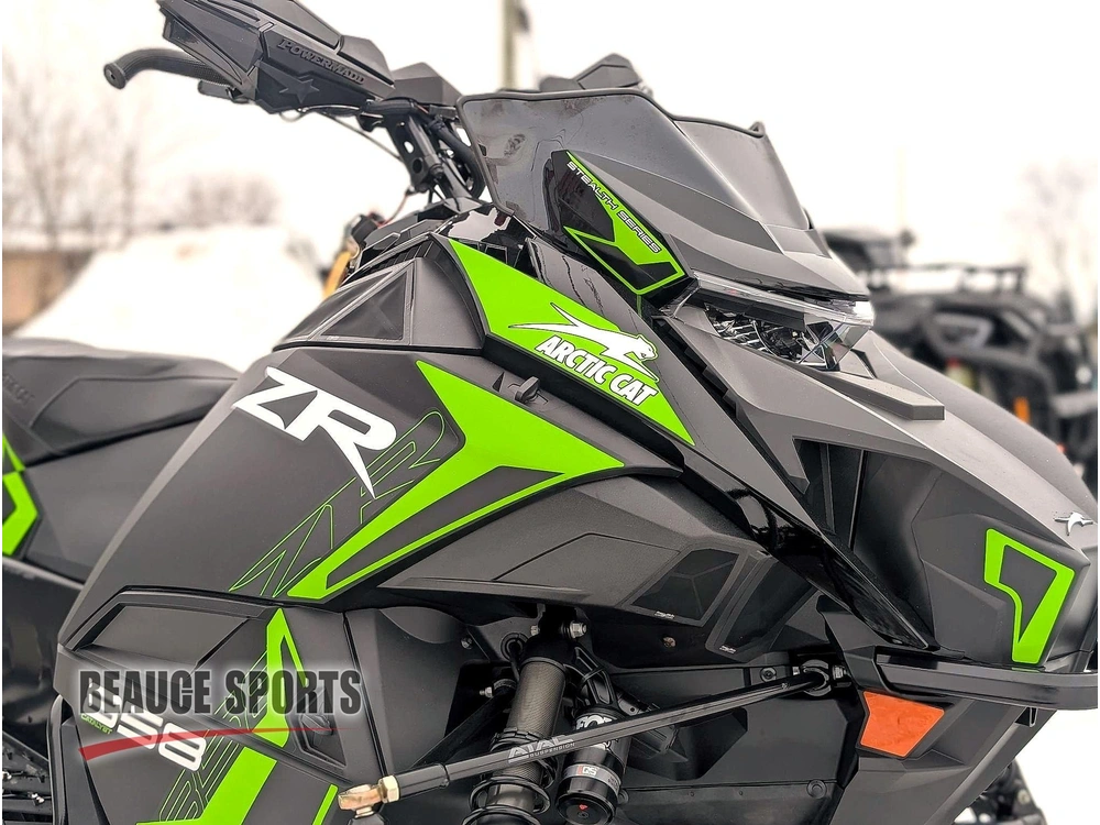2026 Arctic Cat Zr 858 137 Atac Es Cn Grn Démo | Suspension Ajustable | 🧭 Garmin G8 – Navigation Intégrée Fox Qs3 🧭 | alt