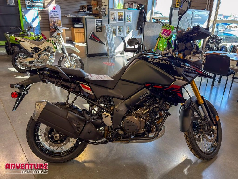 2026 Suzuki V-strom 800de alt