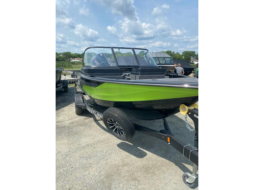 2026 Crestliner 1850 Fish Hawk Wt alt