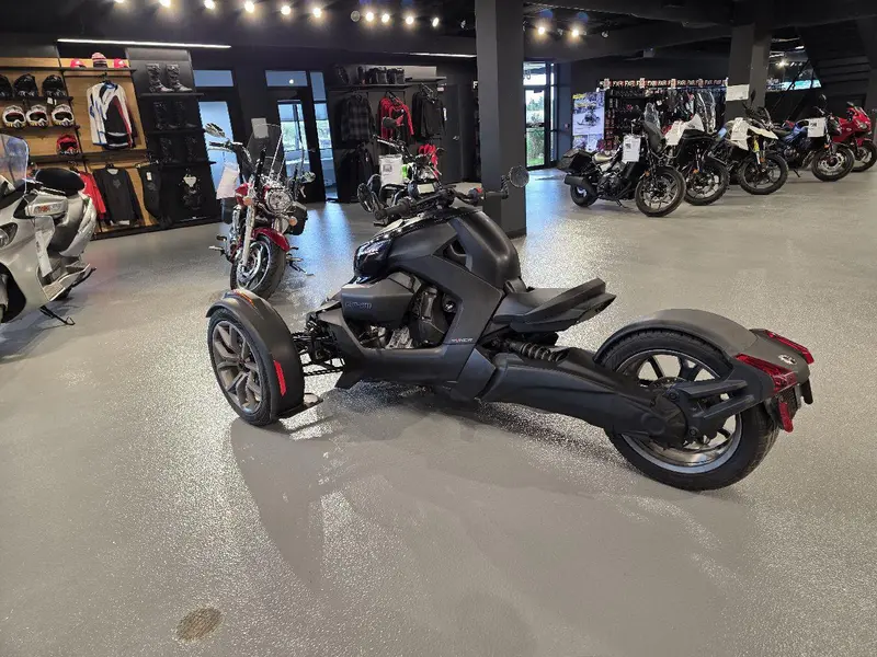 Can-Am RYKER 900 ACE 2023