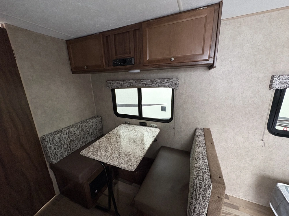 Forest River Viking 17fq 2018 alt