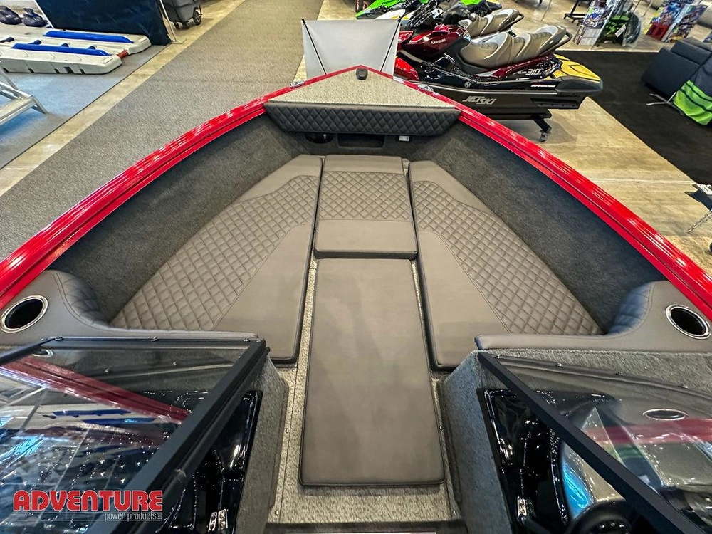 2026 Legend Boats 18xt Sports Package alt