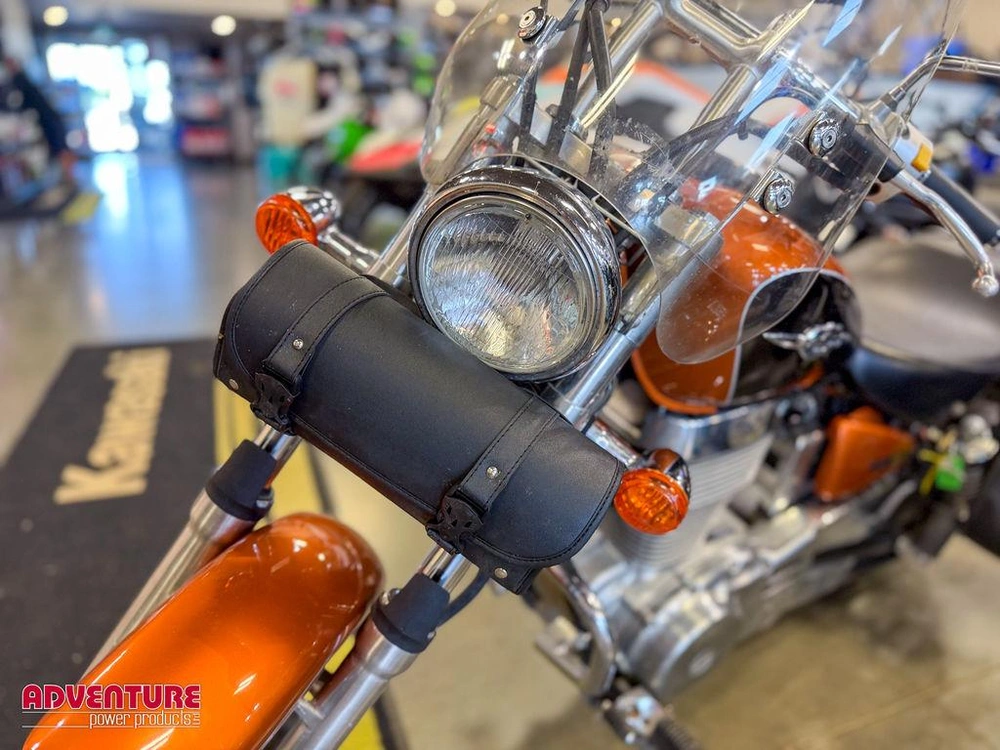 2011 Suzuki Boulevard S40 alt