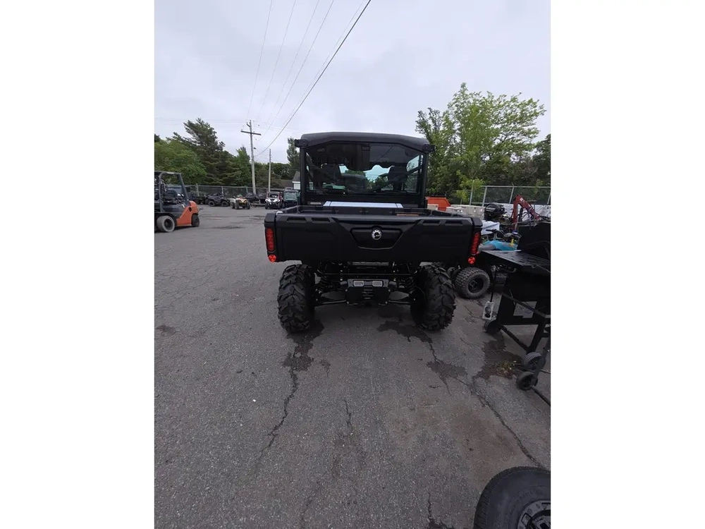 2026 Can-am Defender Dps Cab Hd10