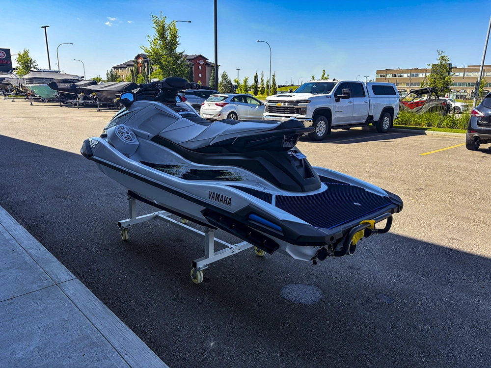 2026 Yamaha Vx Deluxe (w/ Audio) alt