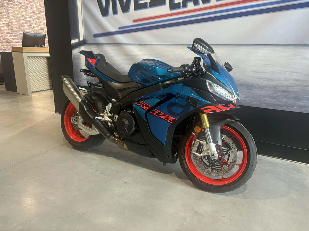 Aprilia Rsv4 2026 alt