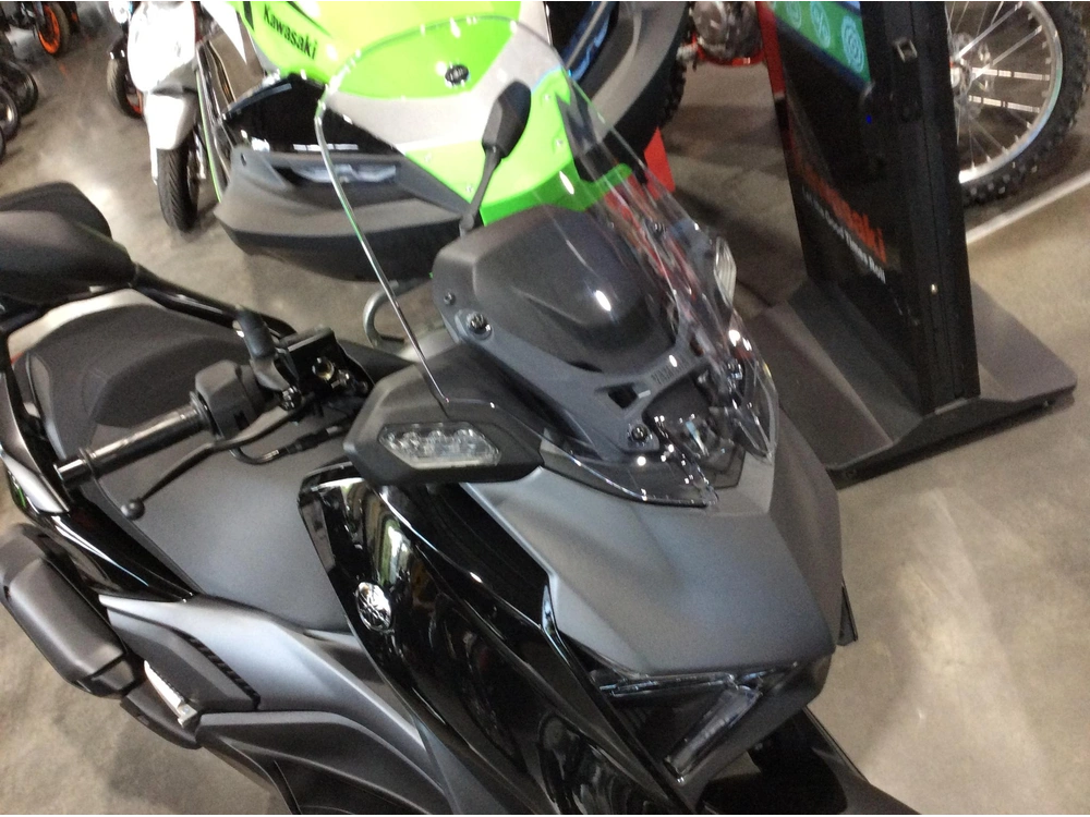 2025 Yamaha Xmax 300 Abs Czd300asb alt
