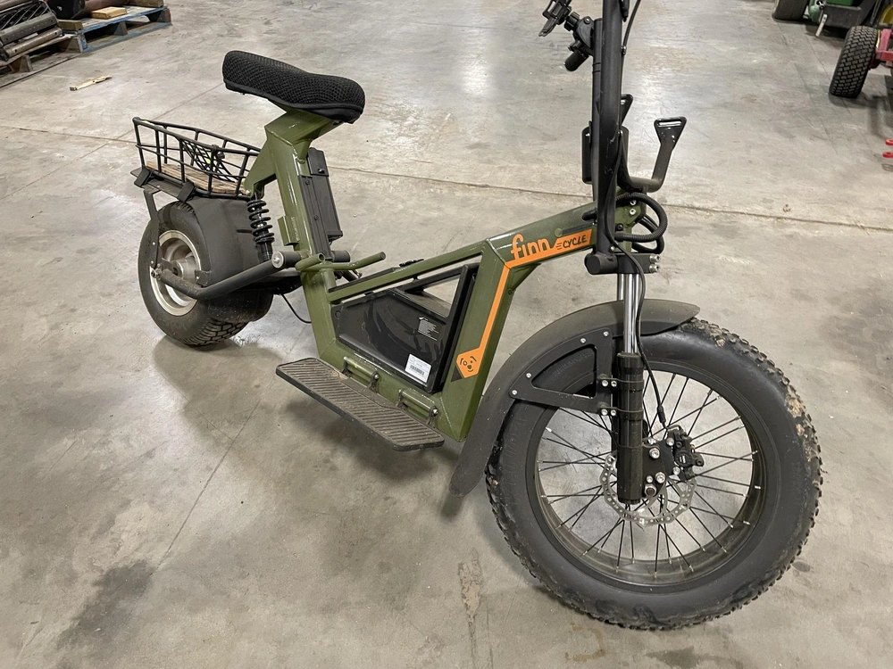 Finn Scooter 2023 alt
