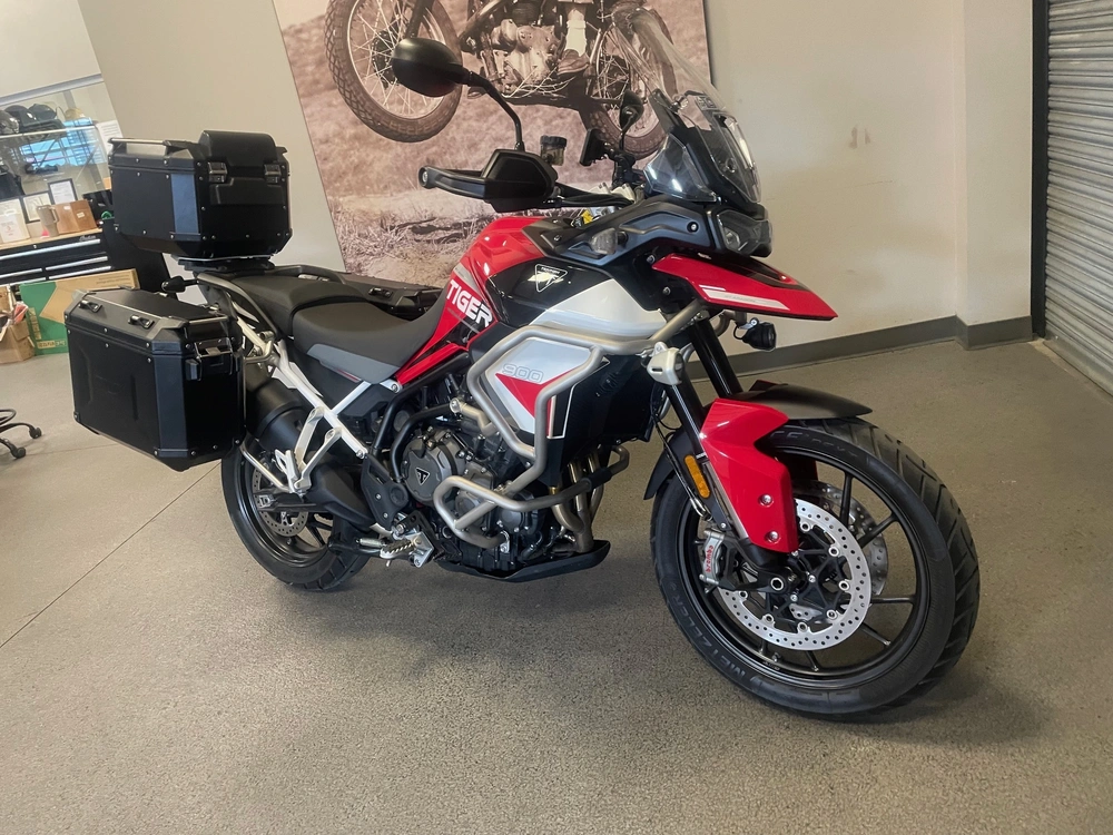 2024 Triumph Tiger 900 Gt Aragon Edition alt