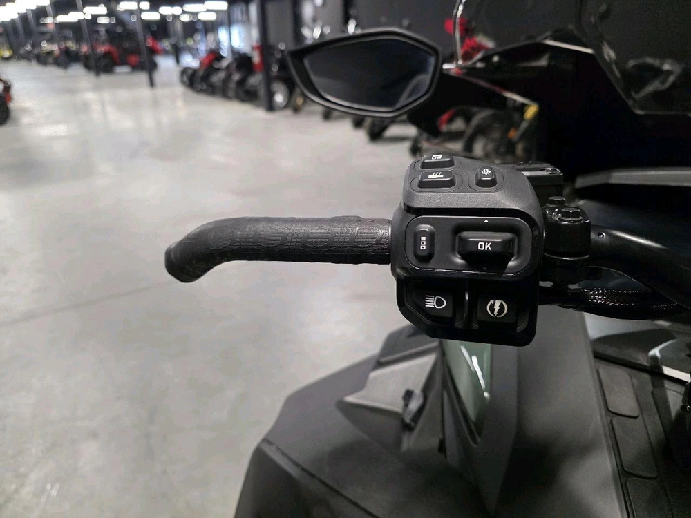 Ski-doo Expedition Se 900 Ace Turbo Ice Crosscut 1.5'' E.s. W/ 10.25'' Touchscreen 2026 alt