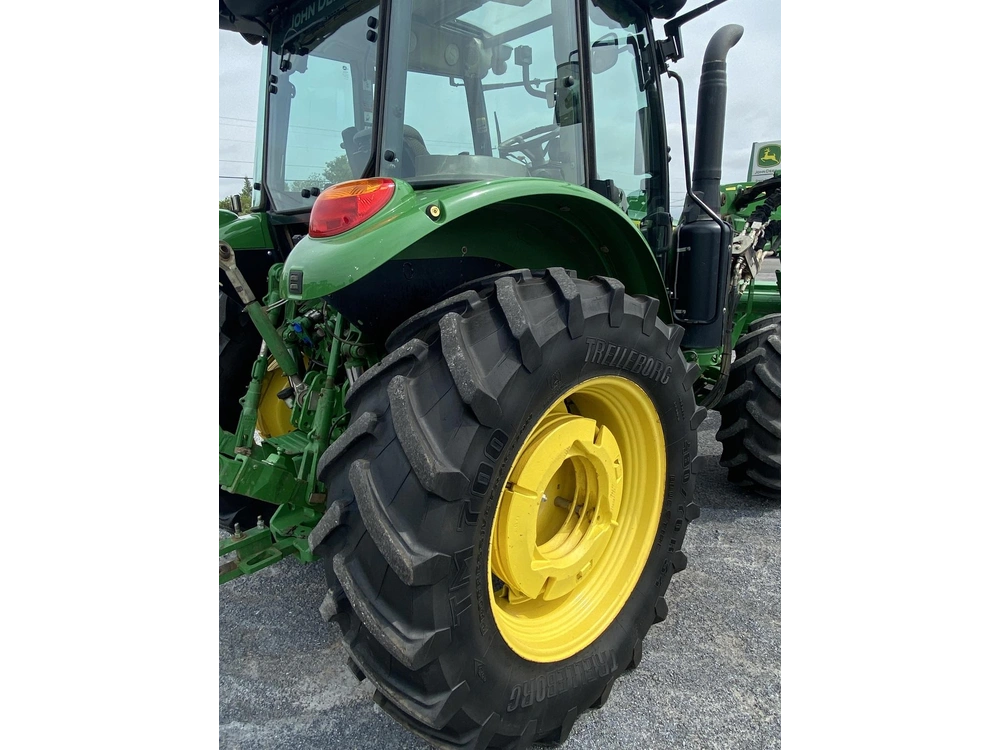 2021 John Deere 5125r alt